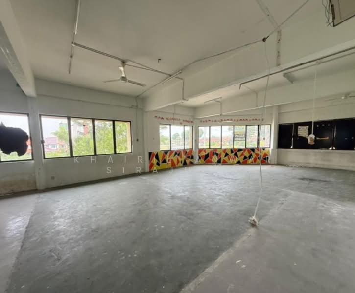 Kedai / Pejabat untuk Disewa di Taman TTDI Jaya (Shah Alam) - Khairil Anwar Sirajudin - Interior - PropertyGuru.com.my