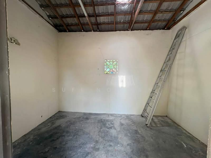 1-storey Terraced House for Sale in Parit Raja (Johor) - Sufi Norman - Interior - PropertyGuru.com.my