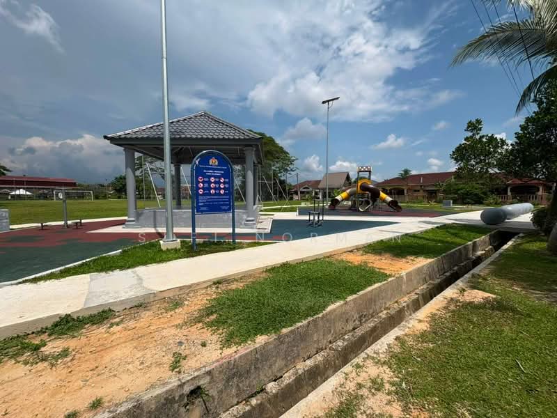 1-storey Terraced House for Sale in Parit Raja (Johor) - Sufi Norman - Exterior - PropertyGuru.com.my