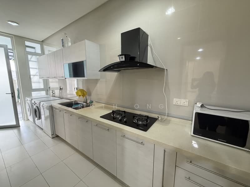 Bungalow for Rent in Tanjung Tokong (Penang) - Ruth Ong - Kitchen - PropertyGuru.com.my