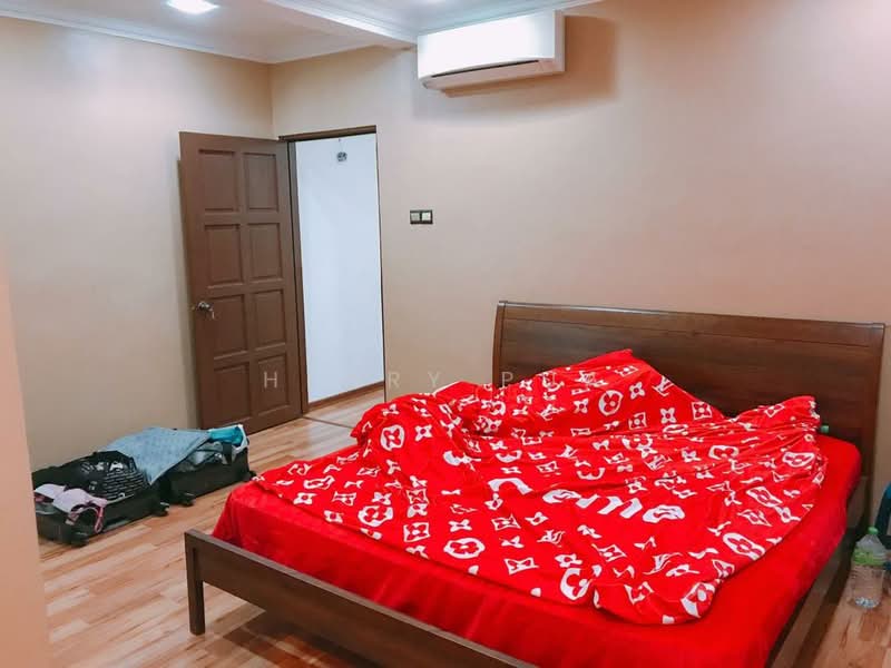 Rumah Bandar untuk Dijual di Batu 9 (Cheras) - Henry Pua - PropertyGuru.com.my