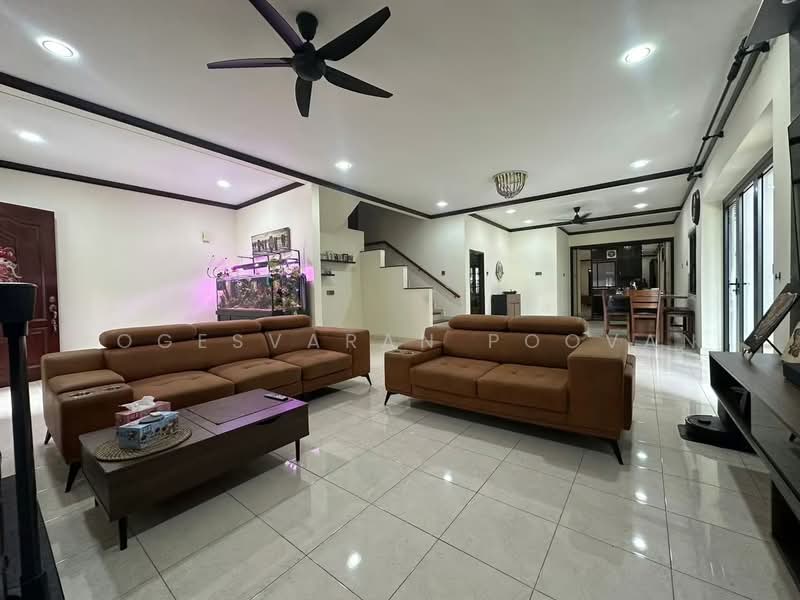 Semi-Detached House for Sale in Klang (Selangor) - Yogesvaran Poovan - Living Room - PropertyGuru.com.my