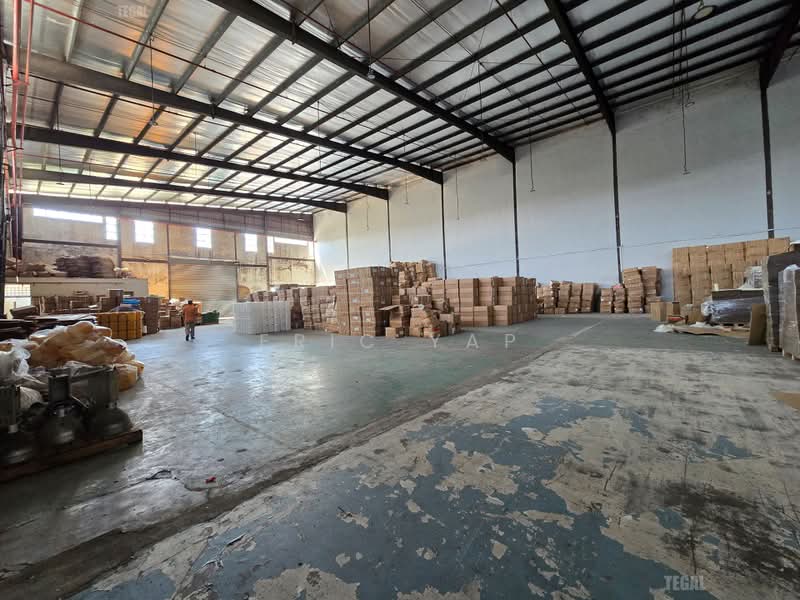 Warehouse for Rent in Taman Bunga Negara (Shah Alam) - Eric Yap - Interior - PropertyGuru.com.my