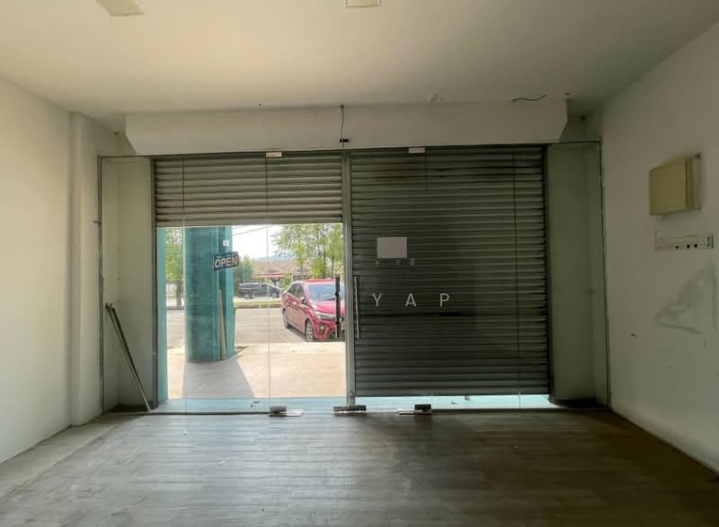 Shop for Rent in Kuantan (Pahang) - Jyn Yap - Entrance - PropertyGuru.com.my