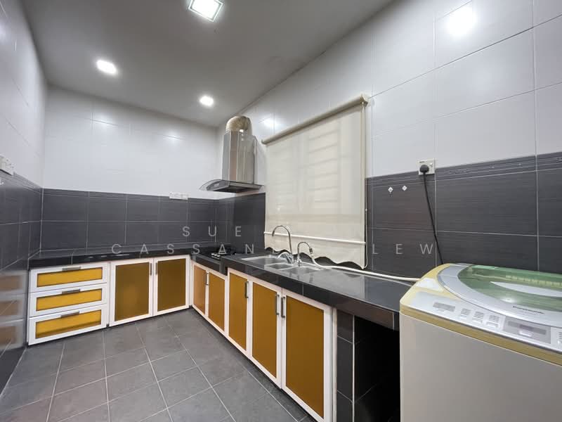 Semi-Detached House for Rent in Taman Aman Perdana (Kapar) - Sue Fern Cassandra Lew - Kitchen - PropertyGuru.com.my