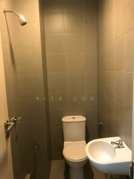 Kondominium untuk Dijual di The Park Residences 1 - Rita Loh - Bathroom - PropertyGuru.com.my