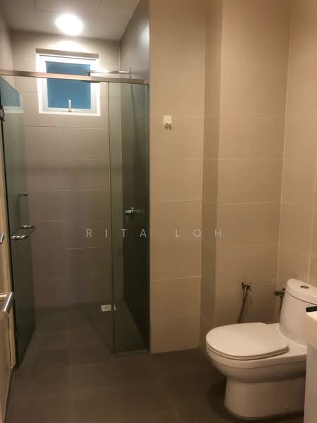 Kondominium untuk Dijual di The Park Residences 1 - Rita Loh - Bathroom - PropertyGuru.com.my