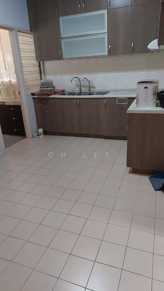 2-storey Terraced House for Sale in Taman Kelana Idaman (Ara Damansara) - CH LEE - Kitchen - PropertyGuru.com.my