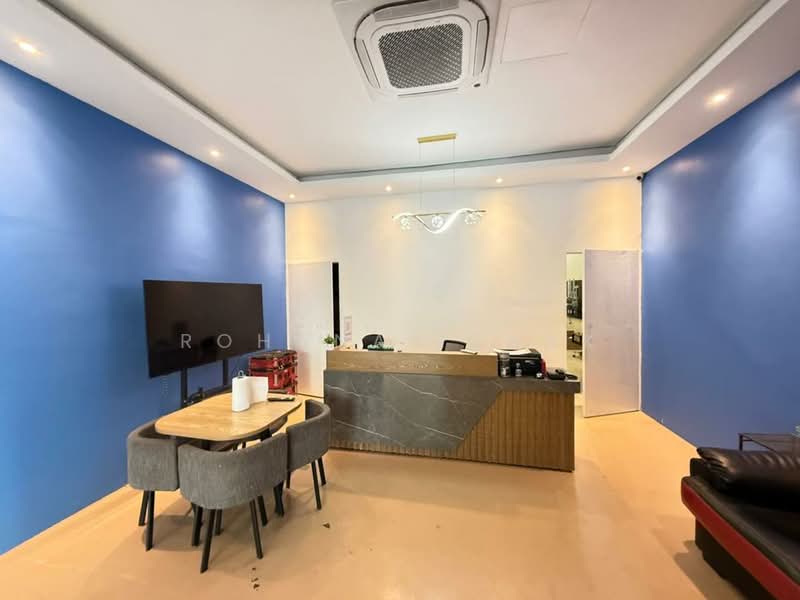 Shop for Rent in Alam Suria (Puncak Alam) - Rohana Ishak - Interior - PropertyGuru.com.my