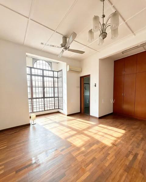 2-storey Terraced House for Sale in Seksyen 5 (Kota Damansara) - Victor Liew - Living Room - PropertyGuru.com.my