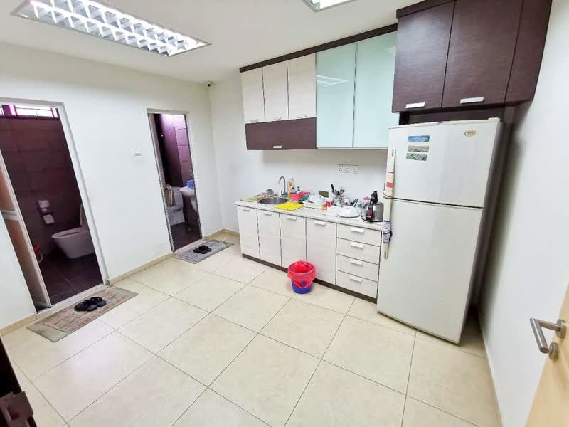 Shop / Office for Rent in Muar (Johor) - KC Ng - Kitchen - PropertyGuru.com.my