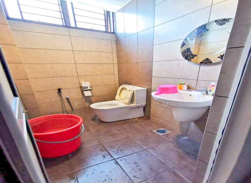 Shop / Office for Rent in Muar (Johor) - Peggy Lim - Bathroom - PropertyGuru.com.my
