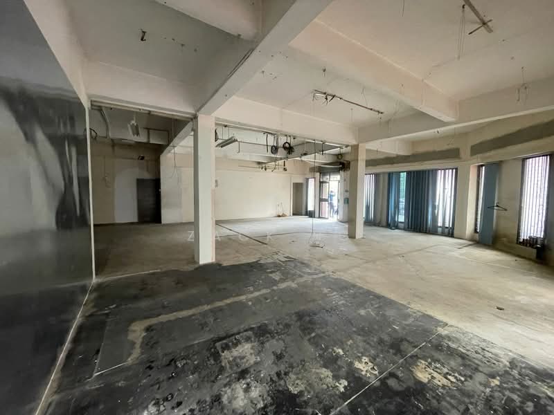 Shop for Rent in Taman Tun Dr. Ismail (Kuala Lumpur) - Zack Ng - Interior - PropertyGuru.com.my