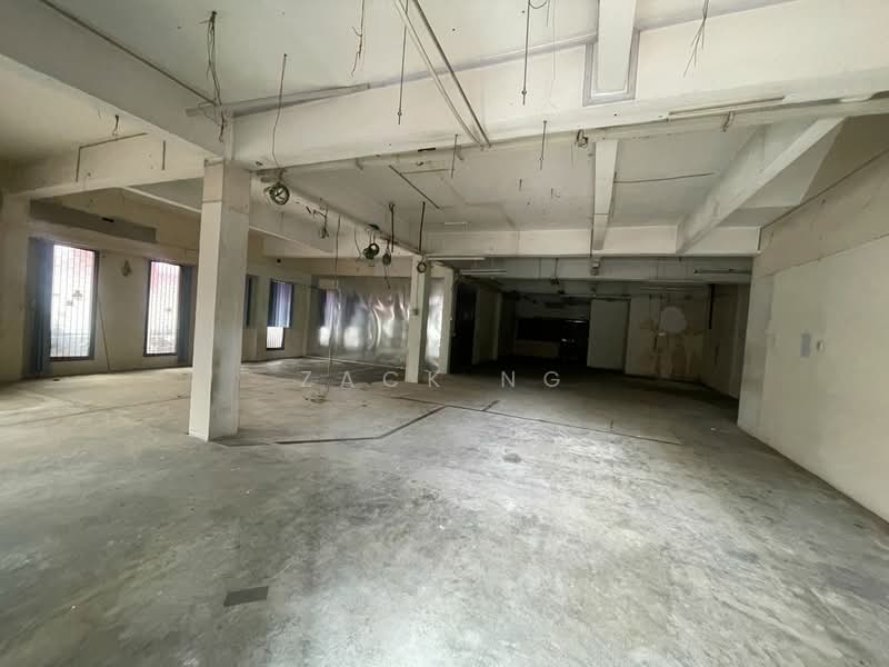 Shop for Rent in Taman Tun Dr. Ismail (Kuala Lumpur) - Zack Ng - Interior - PropertyGuru.com.my
