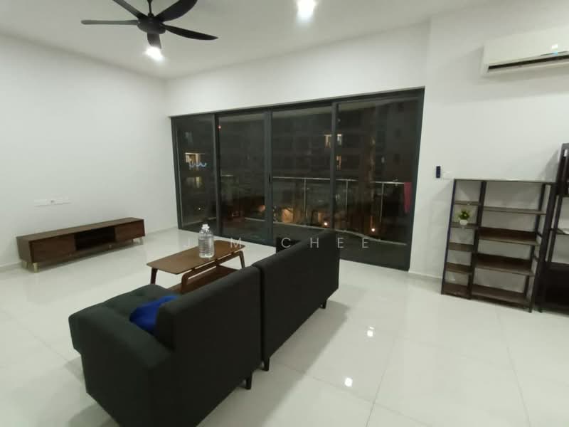Kondominium untuk Dijual di Royal Strand @ Country Garden Danga Bay - Jim Chee - Living Room - PropertyGuru.com.my
