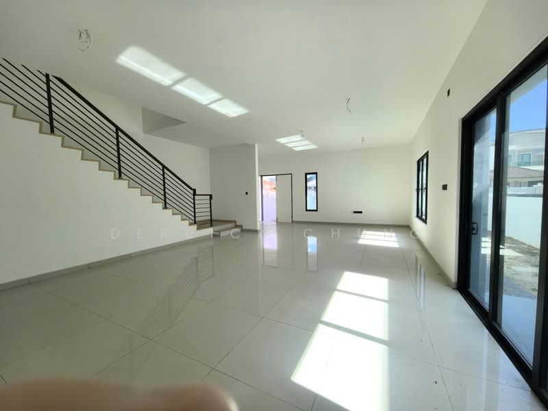 Semi-Detached House for Sale in Ipoh (Perak) - Derrick Chung - Living Room - PropertyGuru.com.my