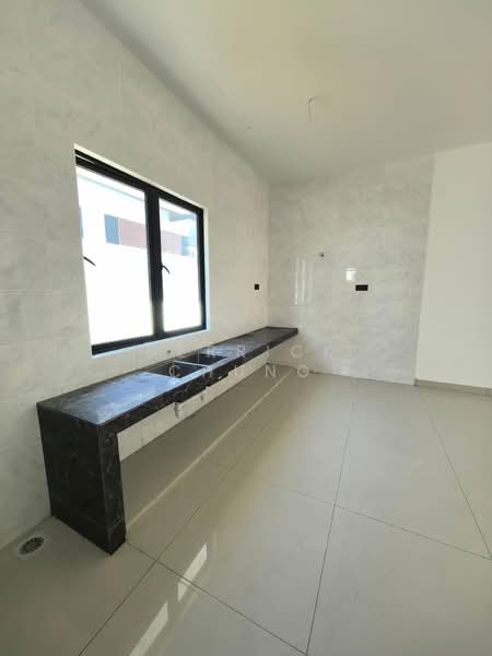 Semi-Detached House for Sale in Ipoh (Perak) - Derrick Chung - Kitchen - PropertyGuru.com.my