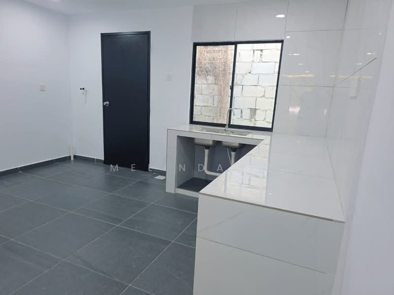 Rumah Teres 2 Tingkat untuk Dijual di Taman Seri Senai (Senai) - Melinda Ee - Kitchen - PropertyGuru.com.my