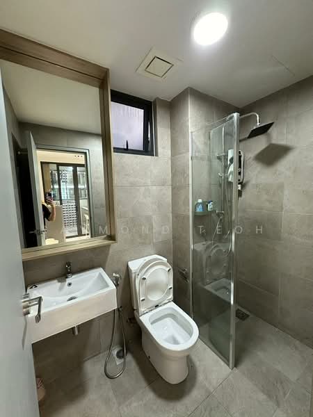 Servis Apartment untuk Disewa di Suasana @ Utropolis - Raymond Teoh - Bathroom - PropertyGuru.com.my