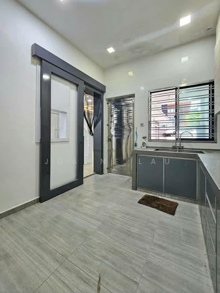 Cluster House for Sale in Skudai (Johor) - Joanne Lau - Kitchen - PropertyGuru.com.my
