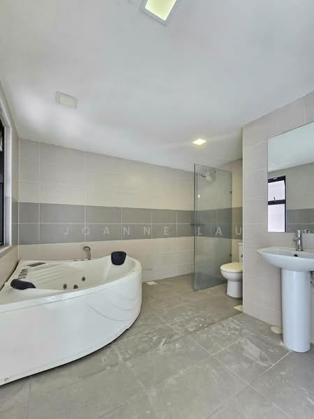 Cluster House for Sale in Skudai (Johor) - Joanne Lau - Bathroom - PropertyGuru.com.my