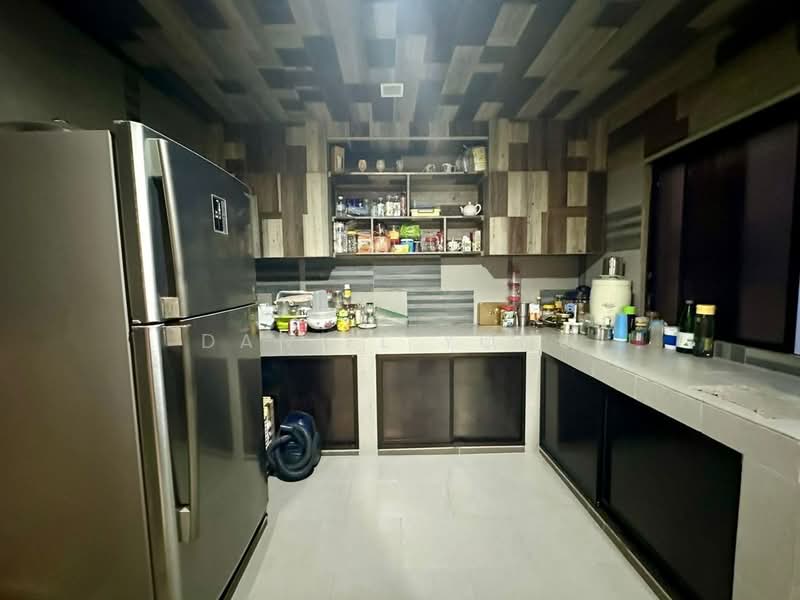 Pangsapuri untuk Dijual di Sri Awana Townhouse - Daniel Yong - Kitchen - PropertyGuru.com.my