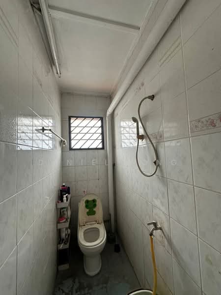Rumah Teres 2 Tingkat untuk Dijual di Taman Ungku Tun Aminah (Skudai) - Daniel Yong - Bathroom - PropertyGuru.com.my