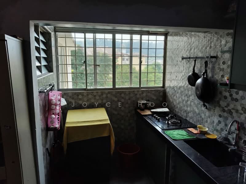 Apartment for Rent at Pangsapuri Sri Camellia - Joyce Hoo - Kitchen - PropertyGuru.com.my