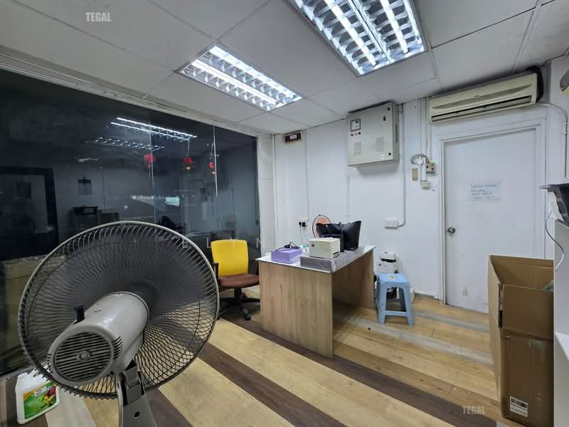 Kilang untuk Disewa di Taman Perindustrian Puchong Utama (Puchong) - Elyn Soo - Interior - PropertyGuru.com.my
