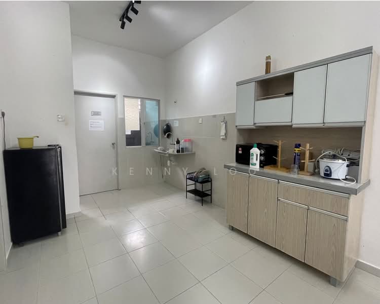 Rumah Teres 1 Tingkat untuk Disewa di Kuantan (Pahang) - Kenny Loo - Kitchen - PropertyGuru.com.my