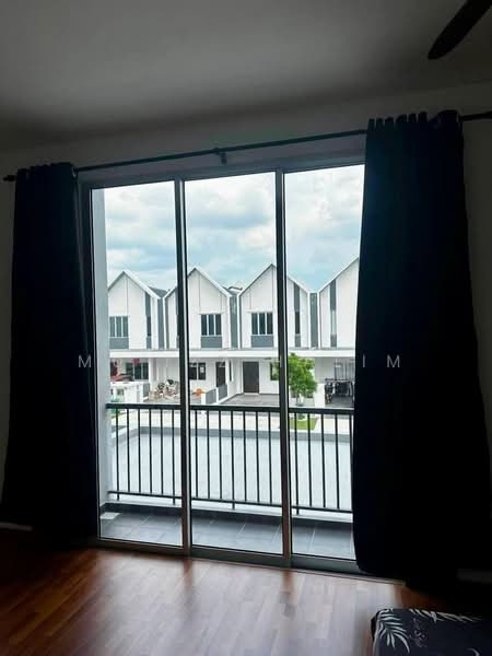 2-storey Terraced House for Rent in Eco Forest (Semenyih) - Mu'izz Halim - Balcony - PropertyGuru.com.my