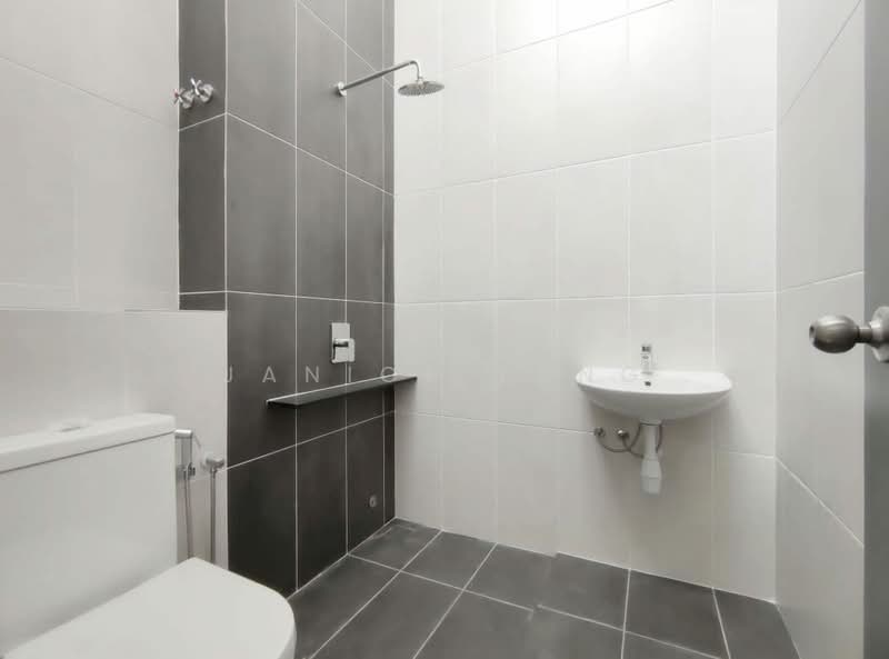 2-storey Terraced House for Rent in Shah Alam (Selangor) - Janice Tang - Bathroom - PropertyGuru.com.my