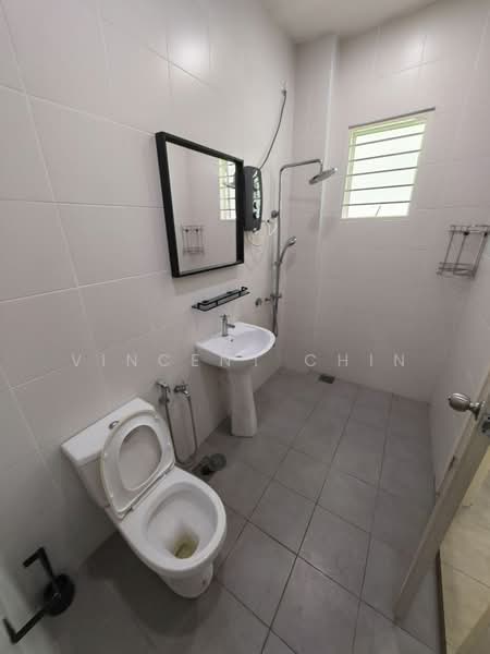2-storey Terraced House for Sale in Seri Beringin (Lahat) - Vincent Chin - Bathroom - PropertyGuru.com.my