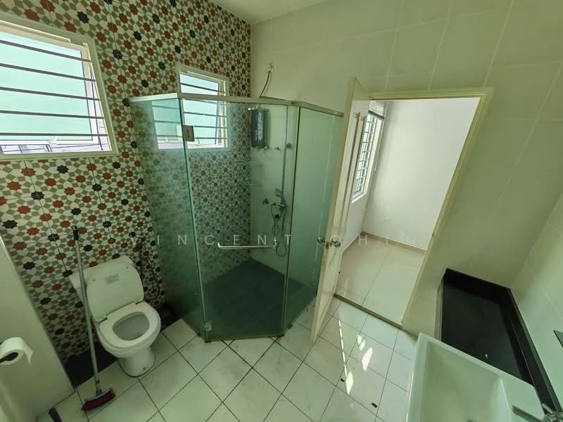 2-storey Terraced House for Sale in Seri Beringin (Lahat) - Vincent Chin - Bathroom - PropertyGuru.com.my