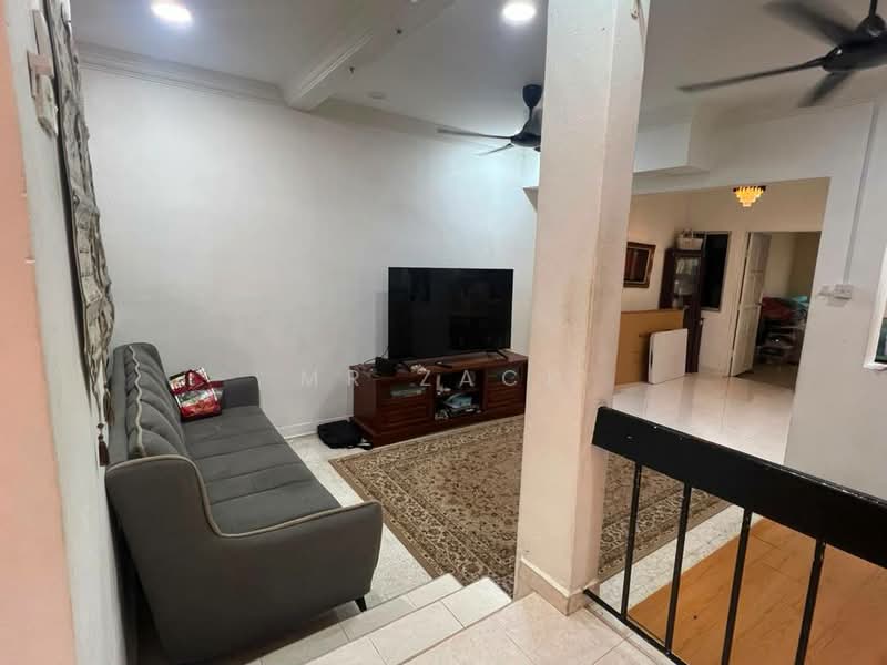 2-storey Terraced House for Sale in Ampang Jaya (Ampang) - Mr Zack - Living Room - PropertyGuru.com.my