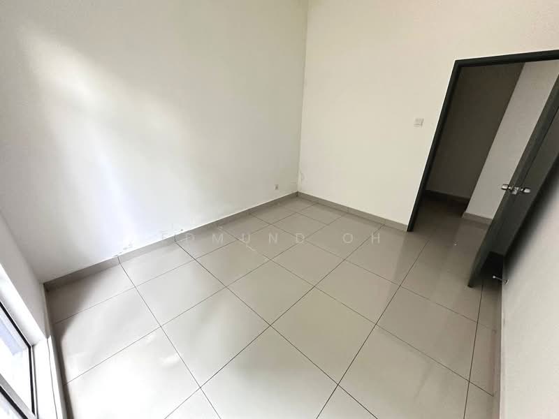 Service Residence for Sale at D'Ambience Residences (Pangsapuri Ikatan Flora) - Edmund Oh - Interior - PropertyGuru.com.my