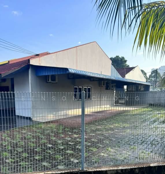 2-storey Terraced House for Sale in Johor Bahru (Johor) - Benson Chong - Exterior - PropertyGuru.com.my