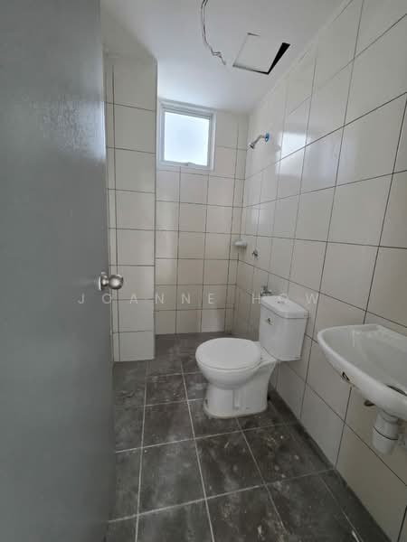 Condominium for Sale at Seri Serindit Residence - Joanne How - Bathroom - PropertyGuru.com.my