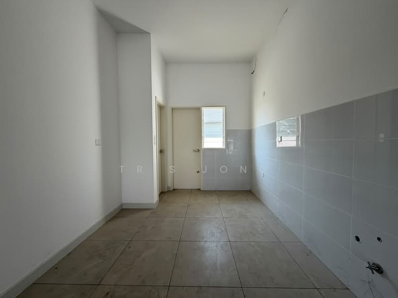 Rumah Teres untuk Dijual di Kota Emerald (Rawang) - Tris Jong - Interior - PropertyGuru.com.my