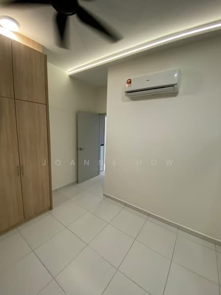 Kondominium untuk Dijual di Grand Residence @ Merak Mas - Joanne How - Bedroom - PropertyGuru.com.my
