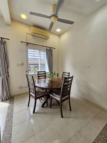 Cluster House for Sale in Sunway Alam Suria (Shah Alam) - Winny Su - Dining Room - PropertyGuru.com.my