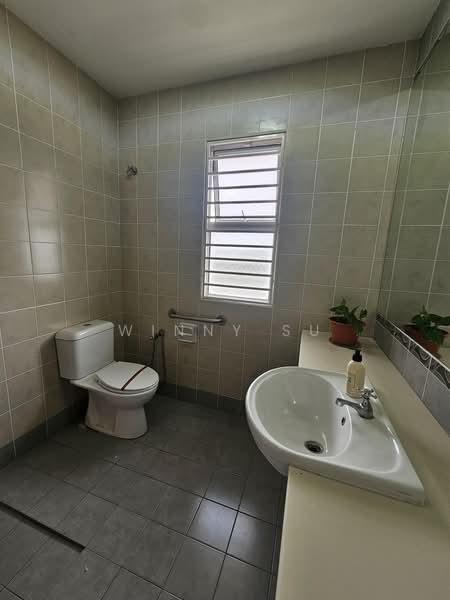 Cluster House for Sale in Sunway Alam Suria (Shah Alam) - Winny Su - Bathroom - PropertyGuru.com.my