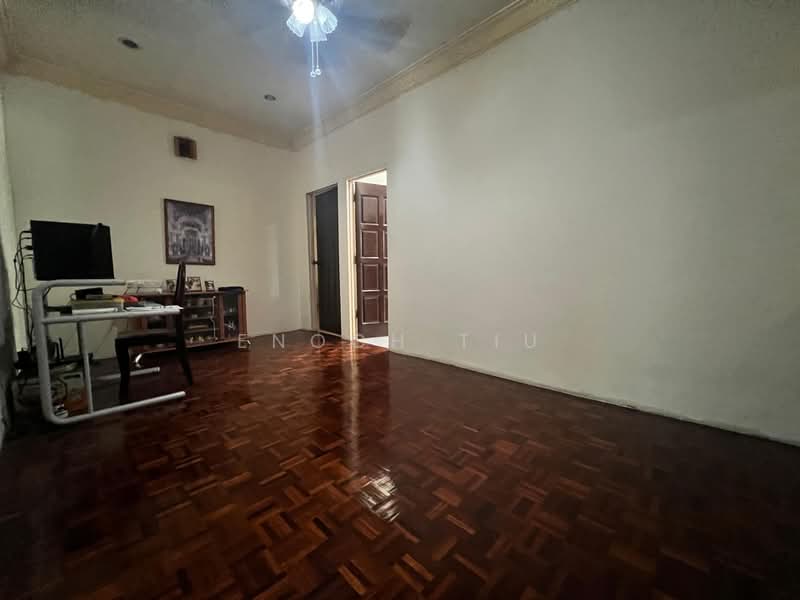 Semi-Detached House for Sale in Tanjung Bungah (Penang) - Enoch Tiu - Interior - PropertyGuru.com.my