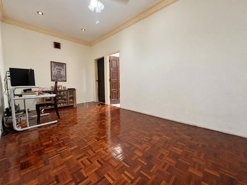 Semi-Detached House for Sale in Tanjung Bungah (Penang) - Enoch Tiu - Study - PropertyGuru.com.my