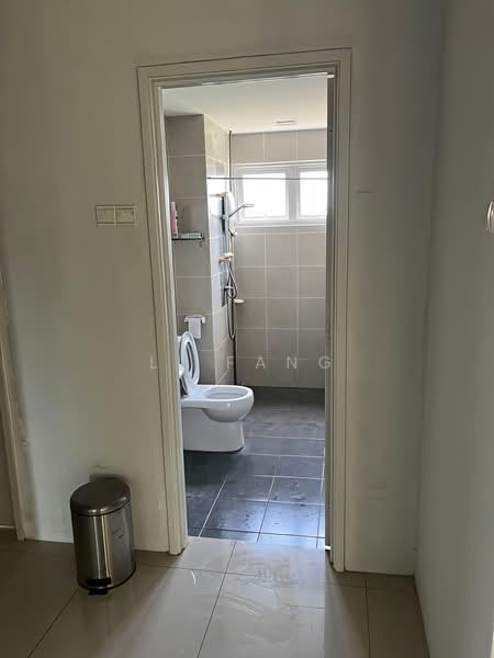 Kondominium untuk Dijual di The Peak Residences - Li Fang - Bathroom - PropertyGuru.com.my