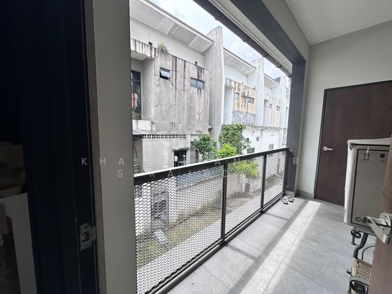 2-storey Terraced House for Sale in Laman Glenmarie (Shah Alam) - Khairil Anwar Sirajudin - Balcony - PropertyGuru.com.my