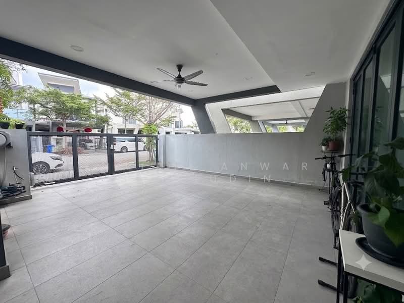 2-storey Terraced House for Sale in Laman Glenmarie (Shah Alam) - Khairil Anwar Sirajudin - Exterior - PropertyGuru.com.my