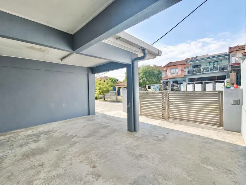 Rumah Teres 2 Tingkat untuk Dijual di Taman Puncak Jalil (Seri Kembangan) - Hazlin Miswan - Exterior - PropertyGuru.com.my