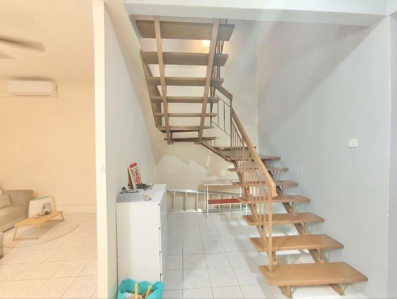 Rumah Teres 2 Tingkat untuk Dijual di Taman Puncak Jalil (Seri Kembangan) - Hazlin Miswan - Interior - PropertyGuru.com.my