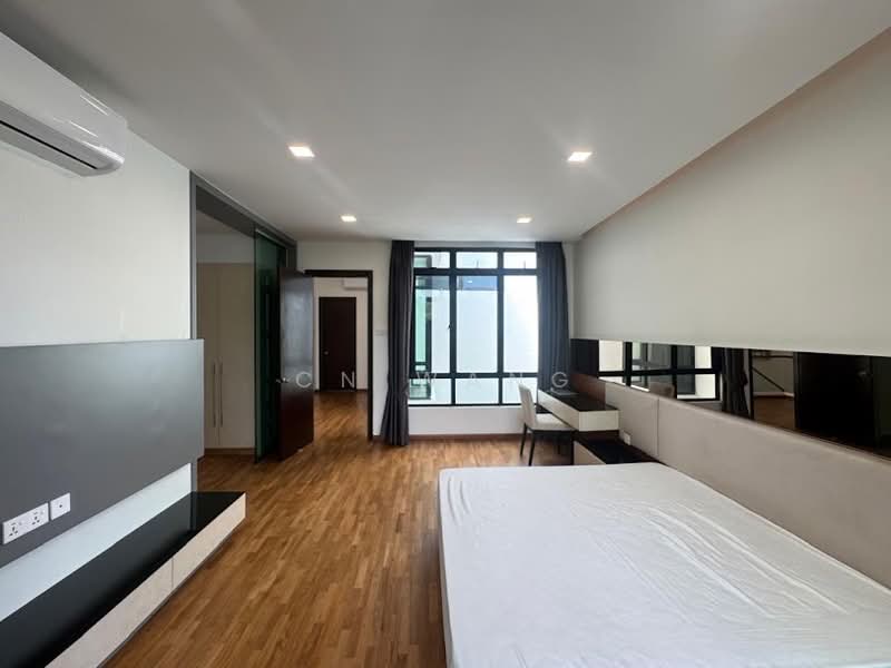 Semi-Detached House for Rent in Senibong (Permas Jaya) - CN Wang - Bedroom - PropertyGuru.com.my